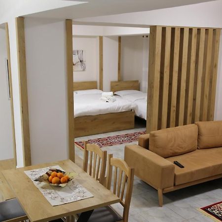 Modern Marvel Apartment Krujë Eksteriør bilde