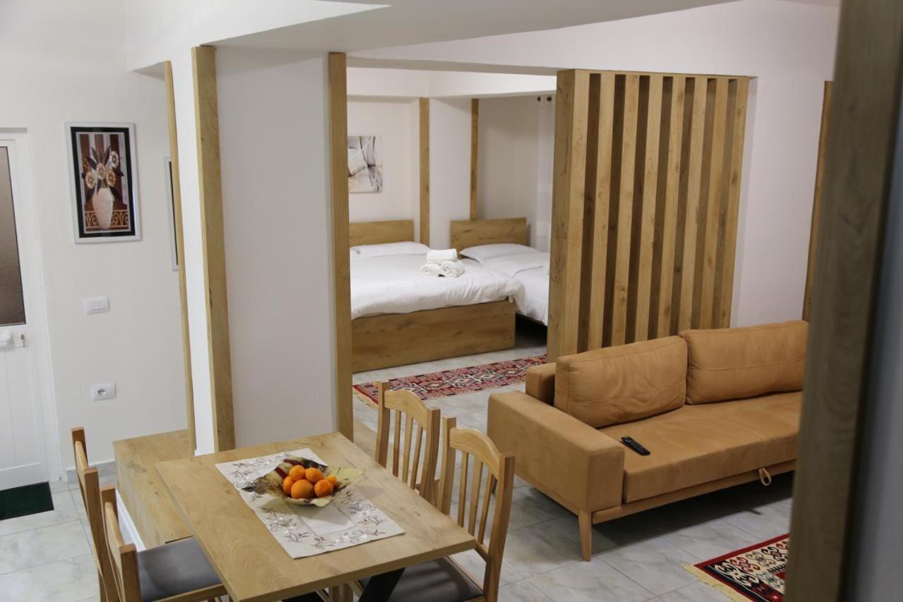Modern Marvel Apartment Krujë Eksteriør bilde