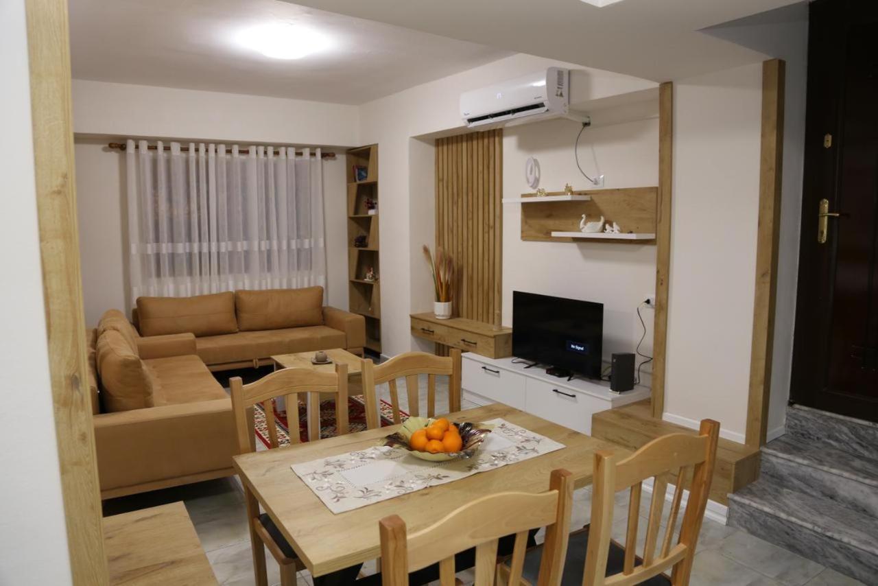 Modern Marvel Apartment Krujë Eksteriør bilde